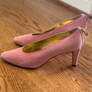 Vintage Anne Klein Couture Pink Suede Pumps